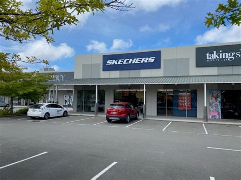 Skechers Tower Junction .